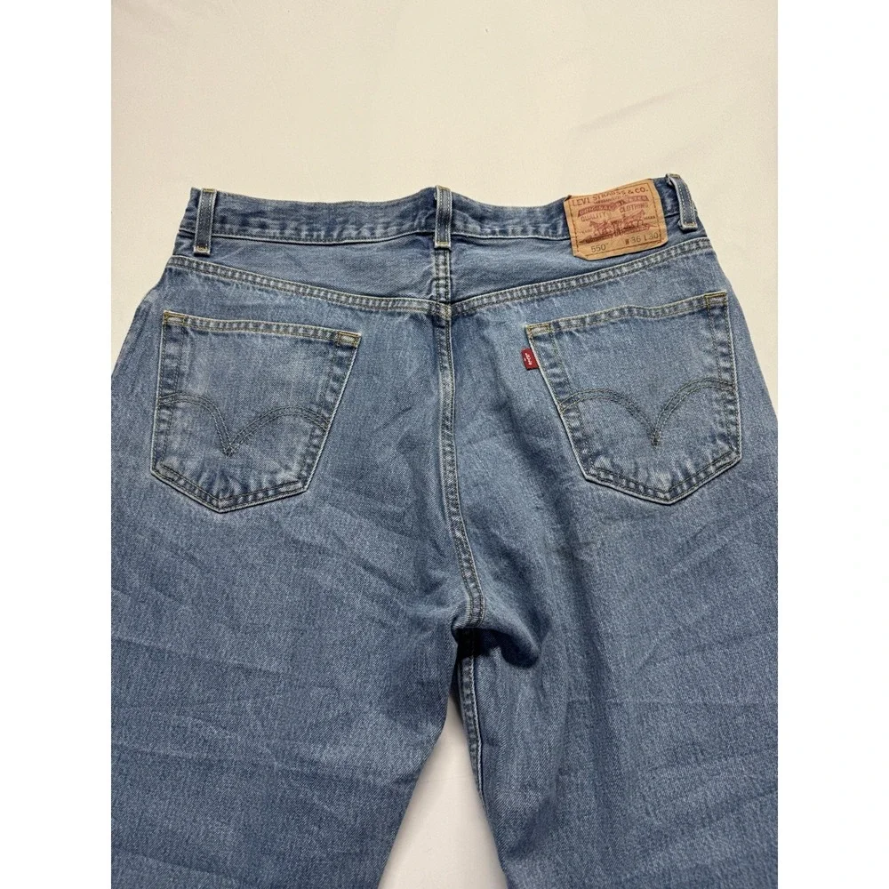 Levis levi 550